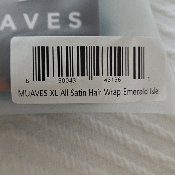 NEW Muaves Emerald Isle All Satin Hair Wrap, Size XL